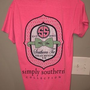 pink short sleeve t-shirt
